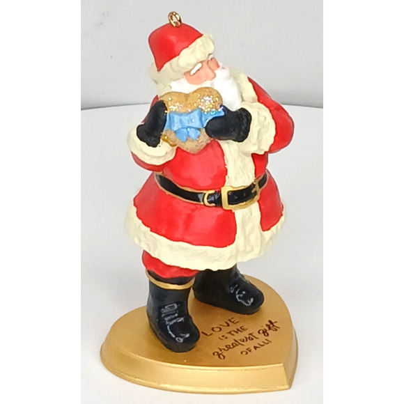 Hallmark Ornament Santa Claus 2011 Gift Of Love Heart Keepsake Collectible - Picture 5 of 12